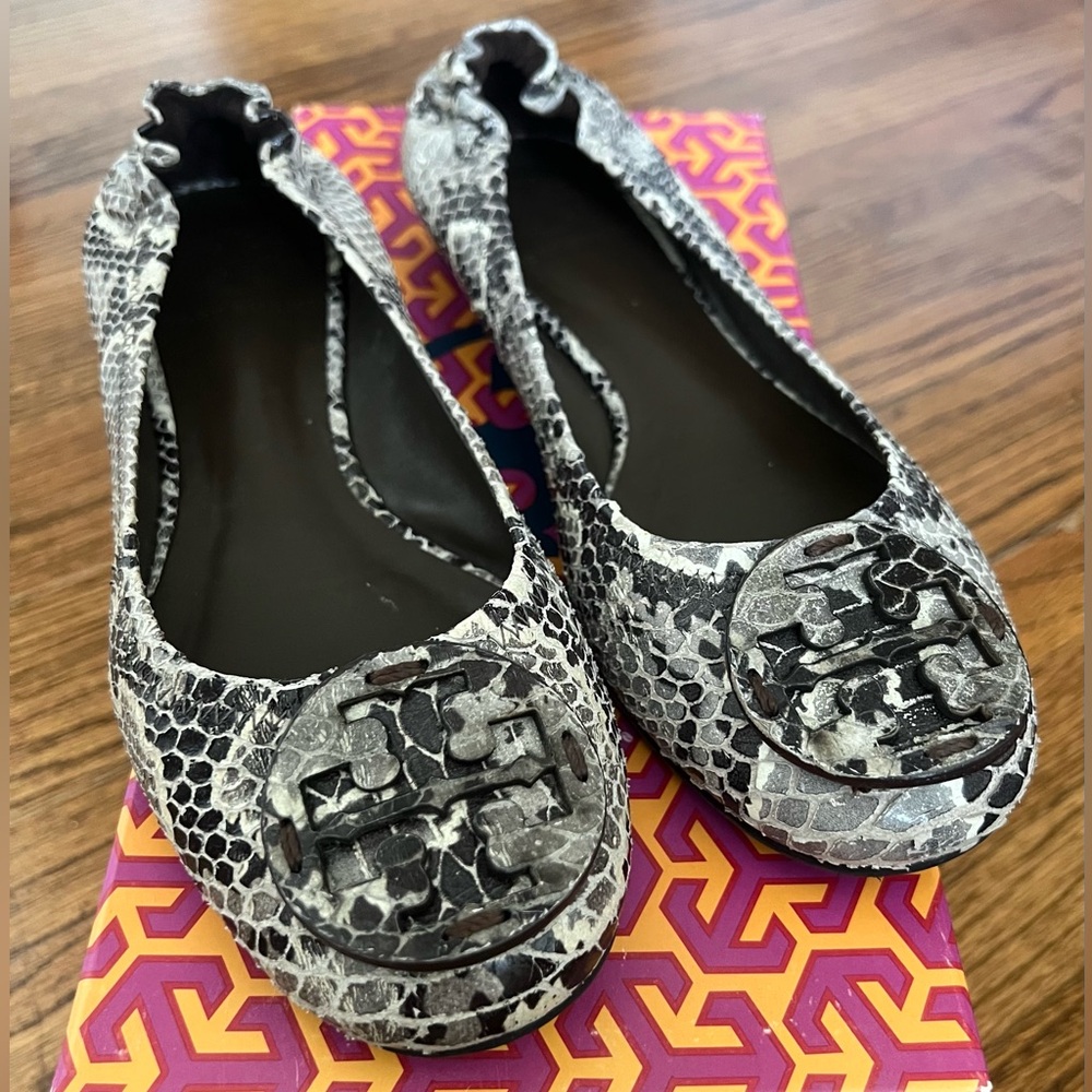 Tory Burch Reva Flat